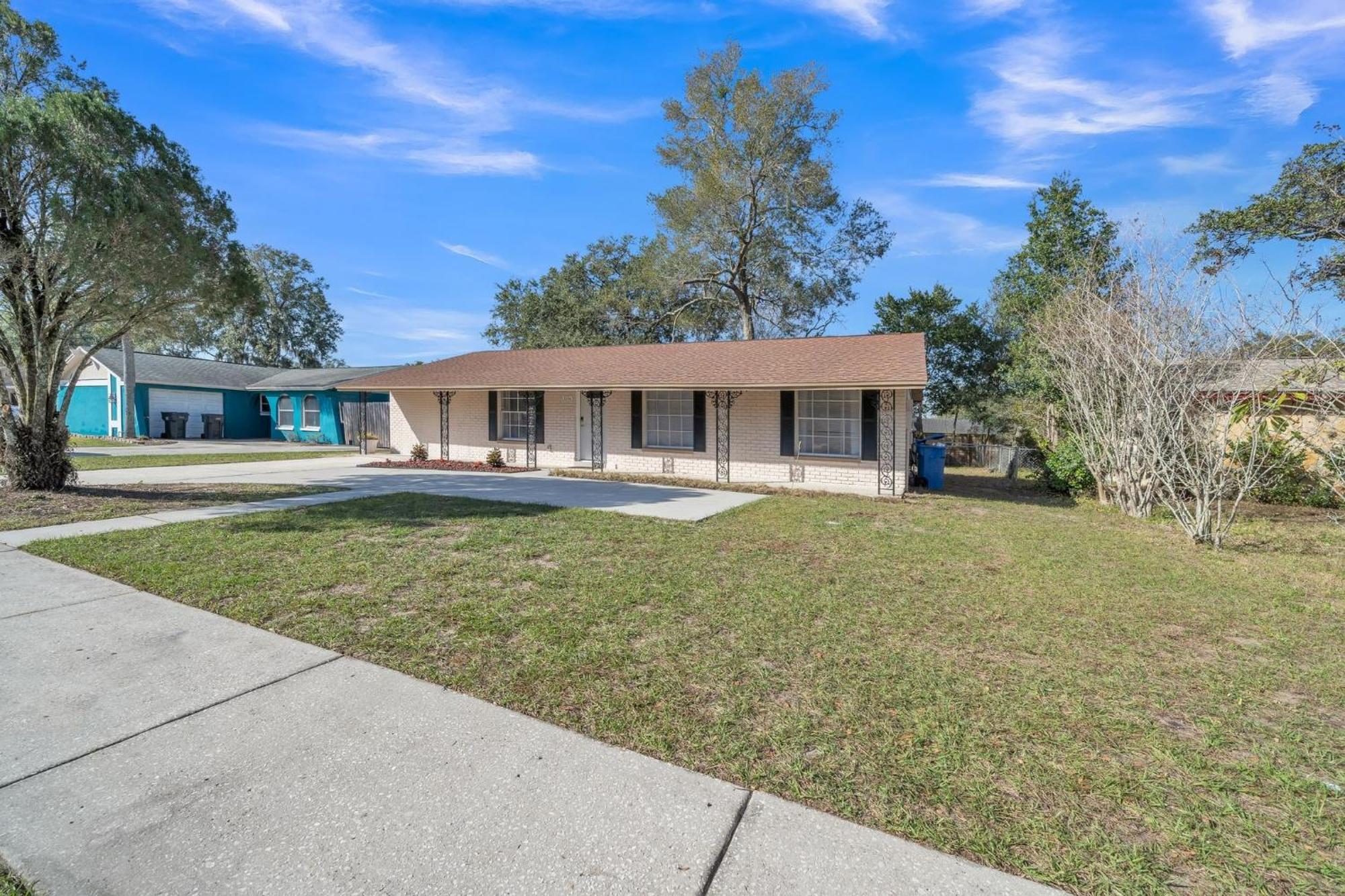 Serenity Retreat- Charming Home Near Attractions! Home Brandon Exterior photo